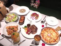 -静香HOUSE·全时段融合餐厅(七星欢乐颂店)