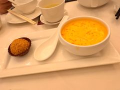 杨枝金露拼擂沙汤圆-利苑酒家(宜安广场店)