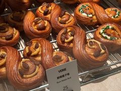 -VERIE BAKEHOUSE