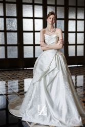 -Renee芮亦婚纱(原丽莎)