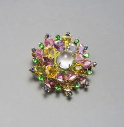 -北京七彩云南翡翠珠宝旗舰店(月坛店)