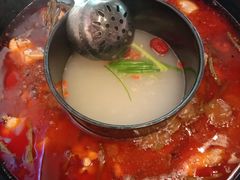 -重庆烧鸡公火锅(簋街店)