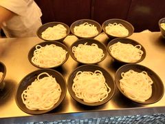 -昆明朗威酒店(昆明站火车站双桥夜市风情街店)