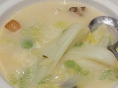 -万龙洲海鲜(大兴绿地缤纷城店)