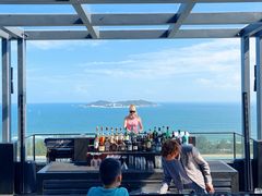 -瑰丽酒店·海吧·天际下午茶·现场DJ·天台酒吧