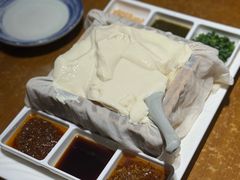 -95号酱骨·一块豆腐(展春园西路店)