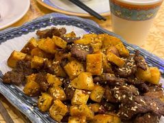 -维吾尔餐厅(宜山路店)