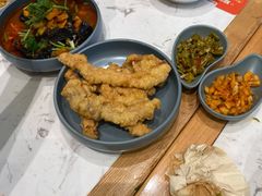 -百春原湖南牛肉粉(百联世纪店)