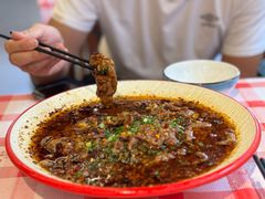 -洪霞餐馆·川菜·鲜货现炒(两江春城店)