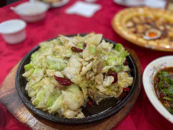 毛家湘味楼(虹梅店"味道不咋地,甚至在青菜里发现虫子的尸体!