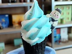 -抱抱地球咖啡馆(国家海洋博物馆店)