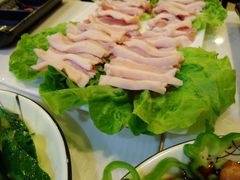 -虾弄弄海派小龙虾·牛羊蝎子火锅