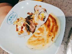 -金滏山烤肉·海鲜·火锅自助餐厅(襄阳万达店)