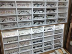 -视野联行眼镜·蔡司·控优点授权(长白万象汇店)