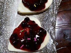 -东巴婆婆云南鱼豆花火锅(大东门店)