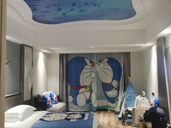 -皇马海口湾海景酒店(万绿园秀英港店)