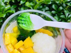-奈雪的茶(优特汇店)