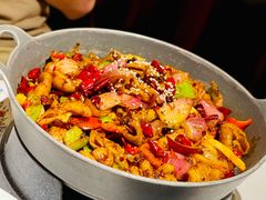 干锅肥肠-小河盐帮·私家菜·烤鸭(三元桥·霄云路店)