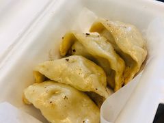 -黄阿姨锅贴大王(万航渡路店)