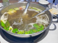 -乡土黄·鲜牛肉火锅·小龙虾(兴业街店)