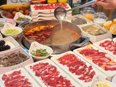 -来龍儿鲜切牛肉自助老火锅