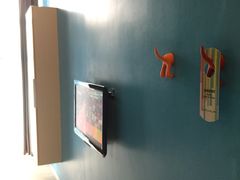 -卡罗酒店(东门晒布地铁站店)