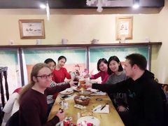 -皇冠自酿啤酒坊(中国红街5号楼店)