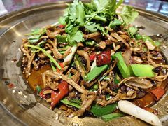 -三大钵江湖菜(空港店)