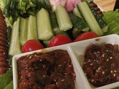 -欢乐牧人蒙古炭烤羊腿(四平路店)