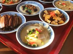 -蓝田九大碗民俗食府(蓝田店)