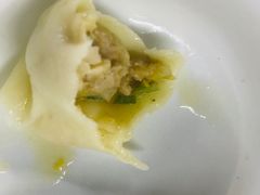 猪肉酸菜饺子-哈尔滨饺子王·东北菜(鱼鳞浃路店)