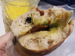 番茄魔杖-沁屋面包店(人民东路店)