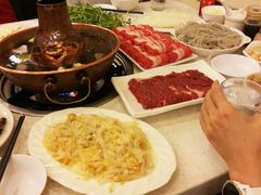 -八先生涮肉房(三里河店)