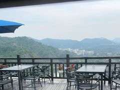-云端咖啡(山顶教堂店)