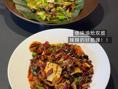 -桥边小楼·手工云南菜·古城观景小楼