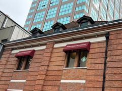 -星巴克臻选(上海中环广场2F店)