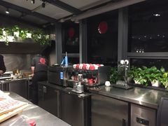 -HIGH FIVE哈福手工汉堡(桂林路店)