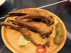 巴依馕坑烤羊排-巴依老爷新疆美食(清华东门店)