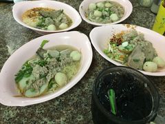 -榮泰米粉湯(Left Shop)