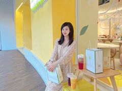 -奈雪的茶(宝龙一城店)