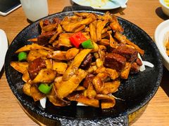 火焰杏鲍菇焗牛肉粒-北李妈妈菜(鲁能城店)