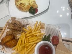 -菲滋意式餐厅(临海银泰店)