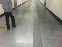-上海体育馆(地铁站)