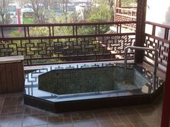 阳台温泉池子-北京九华山庄会展酒店