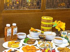 -新偶像健康汇•水疗SPA•豪华自助餐(世界城店)