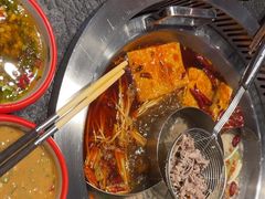 -醉董牛川派鲜肉自选火锅(烟台店)