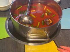 -四季喧黔味豆米火锅(万达广场店)