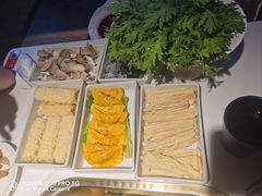 -九鼎轩脆毛肚火锅(南京东路店)