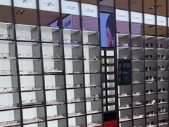-LensCrafters亮视点(东方新天地店)