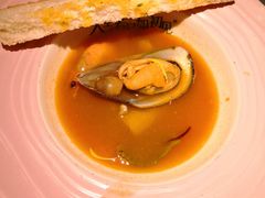 冬阴功海鲜汤-蜜桃花开·中西融合菜E&W(南长街店)